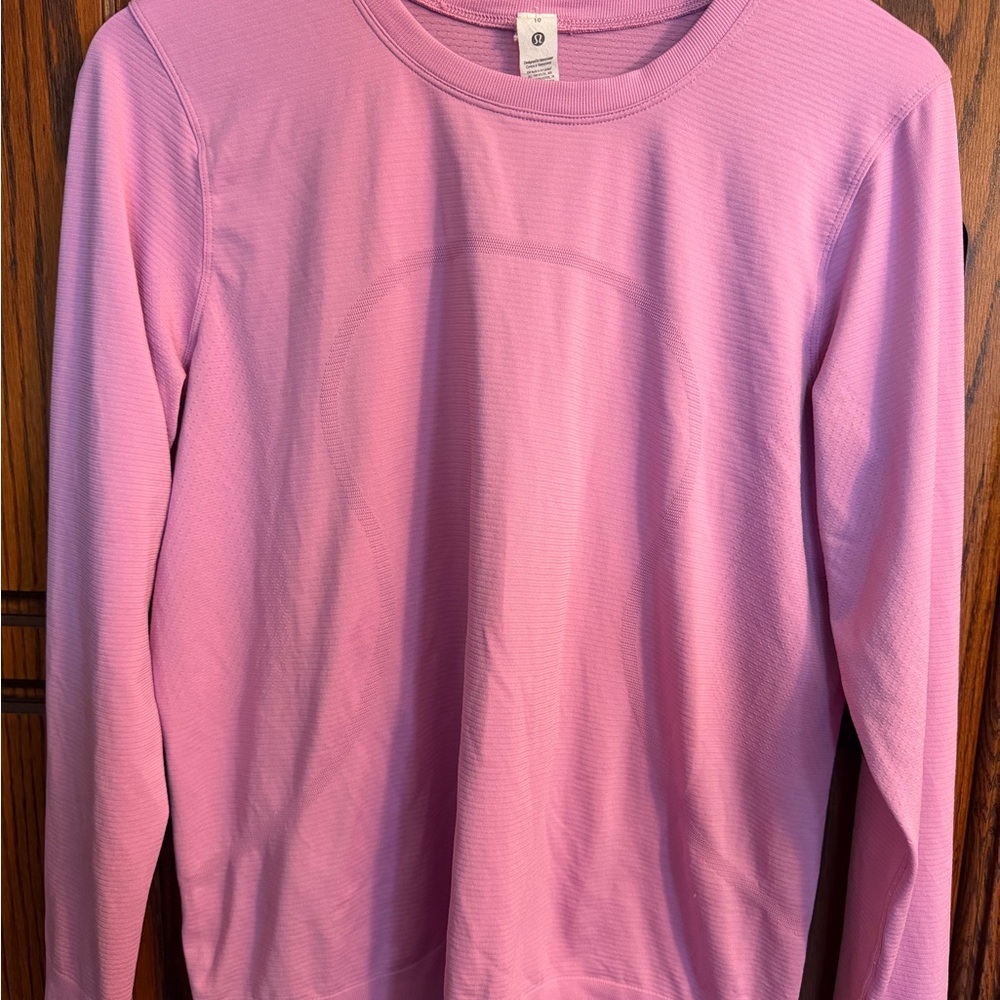 Lululemon Athletica Dhalia Mauve Long Sleeve Shirt